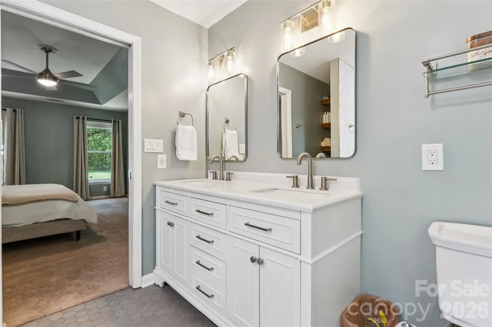 12501 Diamond Drive Pineville, NC 28134