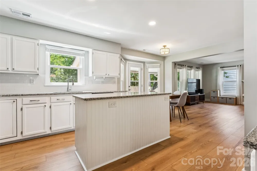 12501 Diamond Drive Pineville, NC 28134