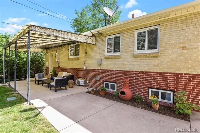 4511 S Galapago Street Englewood, CO 80110