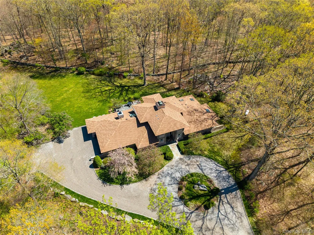 60 Old Aspetong Road Katonah, NY 10536