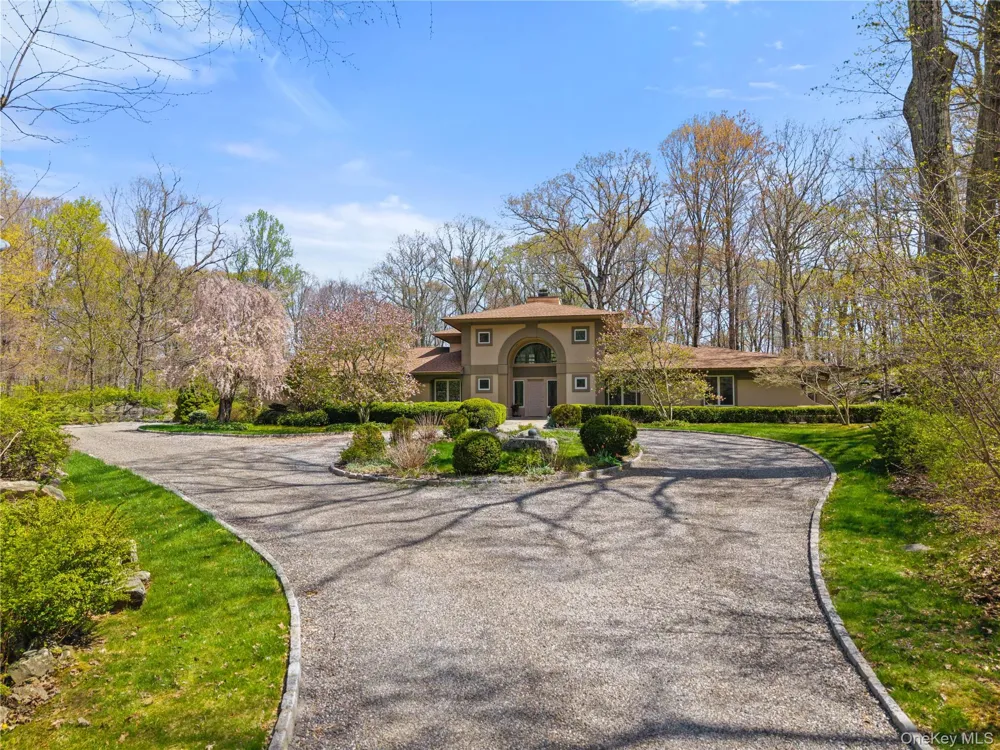 60 Old Aspetong Road Katonah, NY 10536