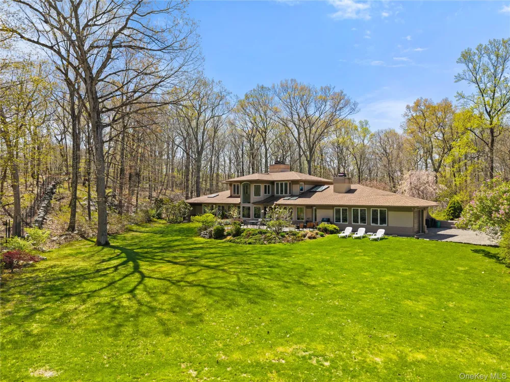 60 Old Aspetong Road Katonah, NY 10536