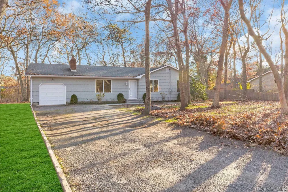 51 Ocean Avenue Hampton Bays, NY 11946