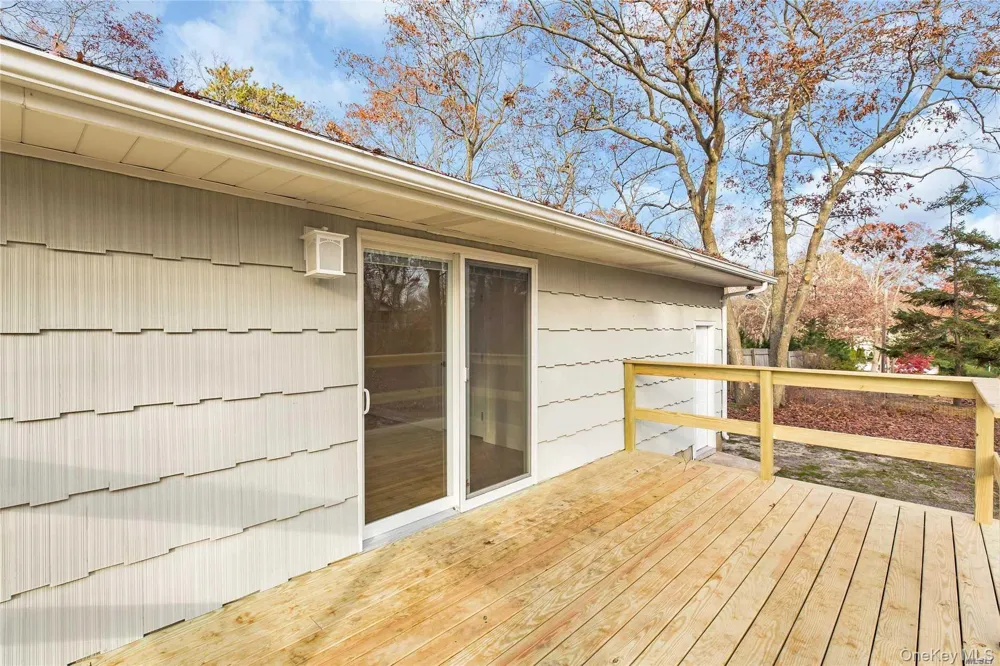 51 Ocean Avenue Hampton Bays, NY 11946