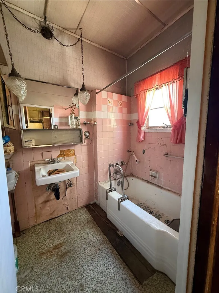 3537 Griffin Avenue Los Angeles, CA 90031