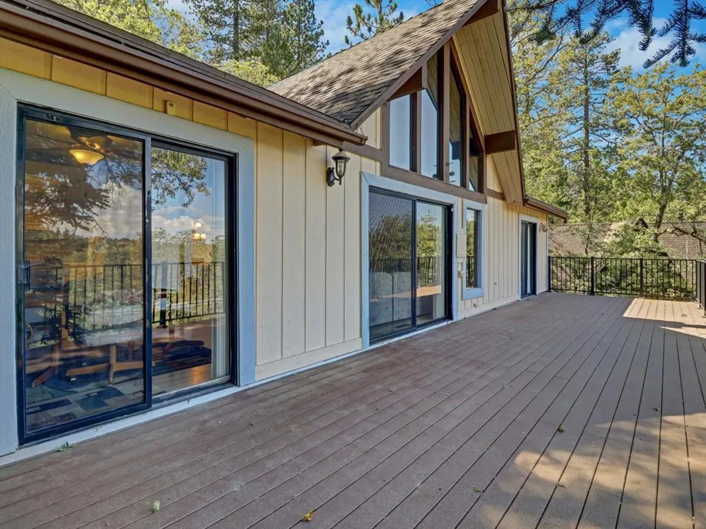 214 S Fairway Drive Lake Arrowhead, CA 92352