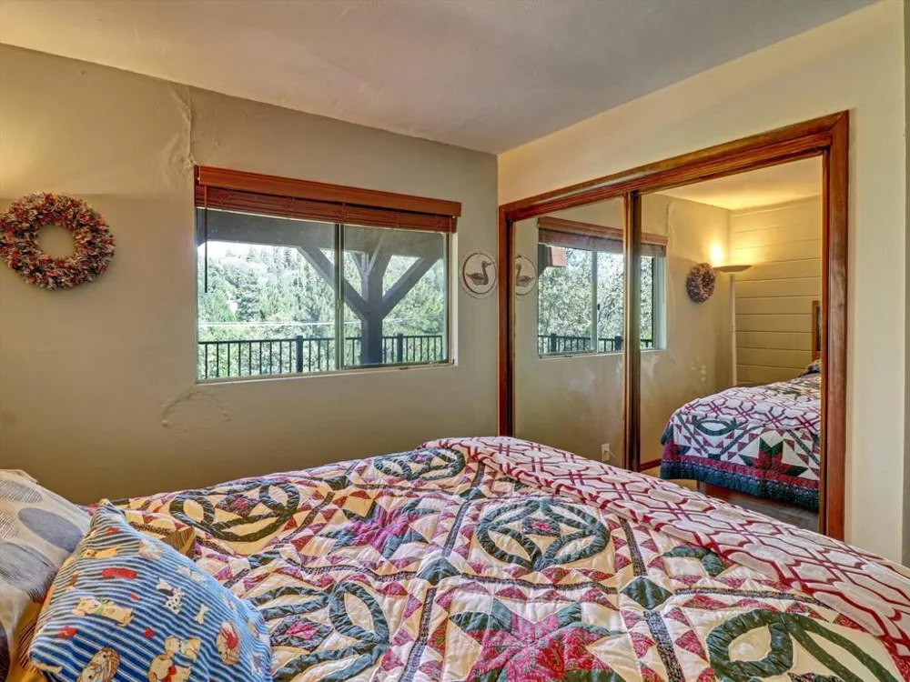 214 S Fairway Drive Lake Arrowhead, CA 92352