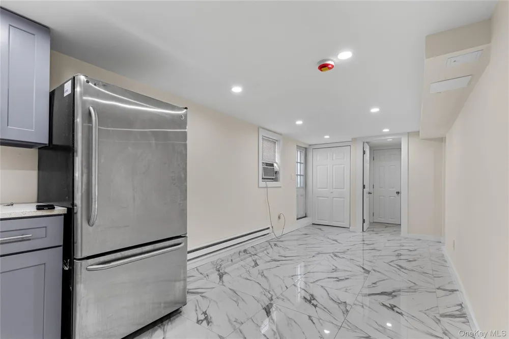 88 Buffalo Avenue Long Beach, NY 11561
