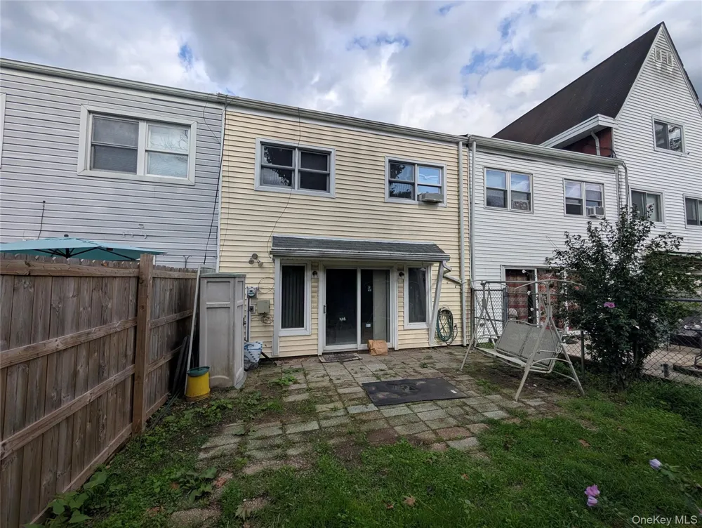 6 Ferracane Place Haverstraw, NY 10927