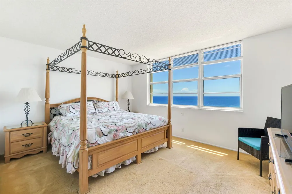 750 OCEAN BOULEVARD #1502 Pompano Beach, FL 33062