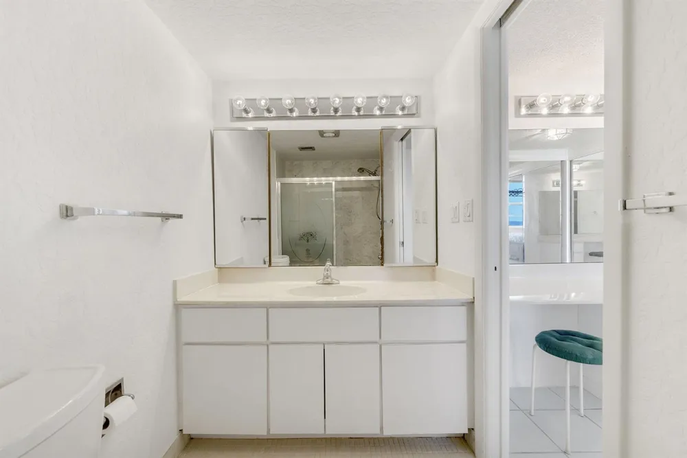 750 OCEAN BOULEVARD #1502 Pompano Beach, FL 33062