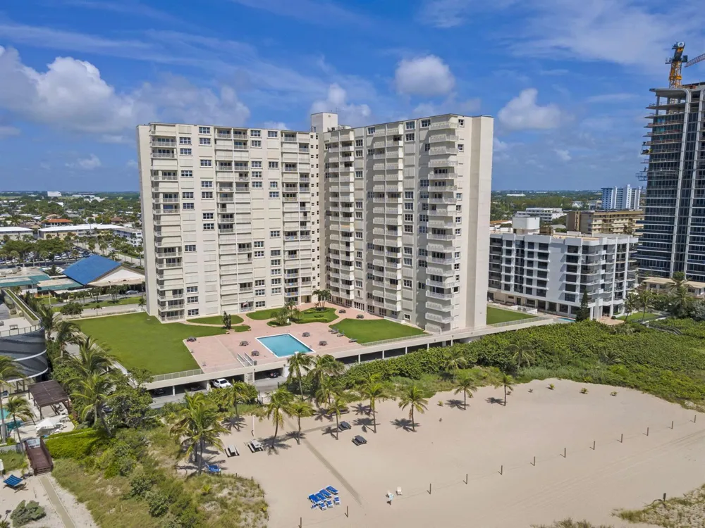 750 OCEAN BOULEVARD #1502 Pompano Beach, FL 33062