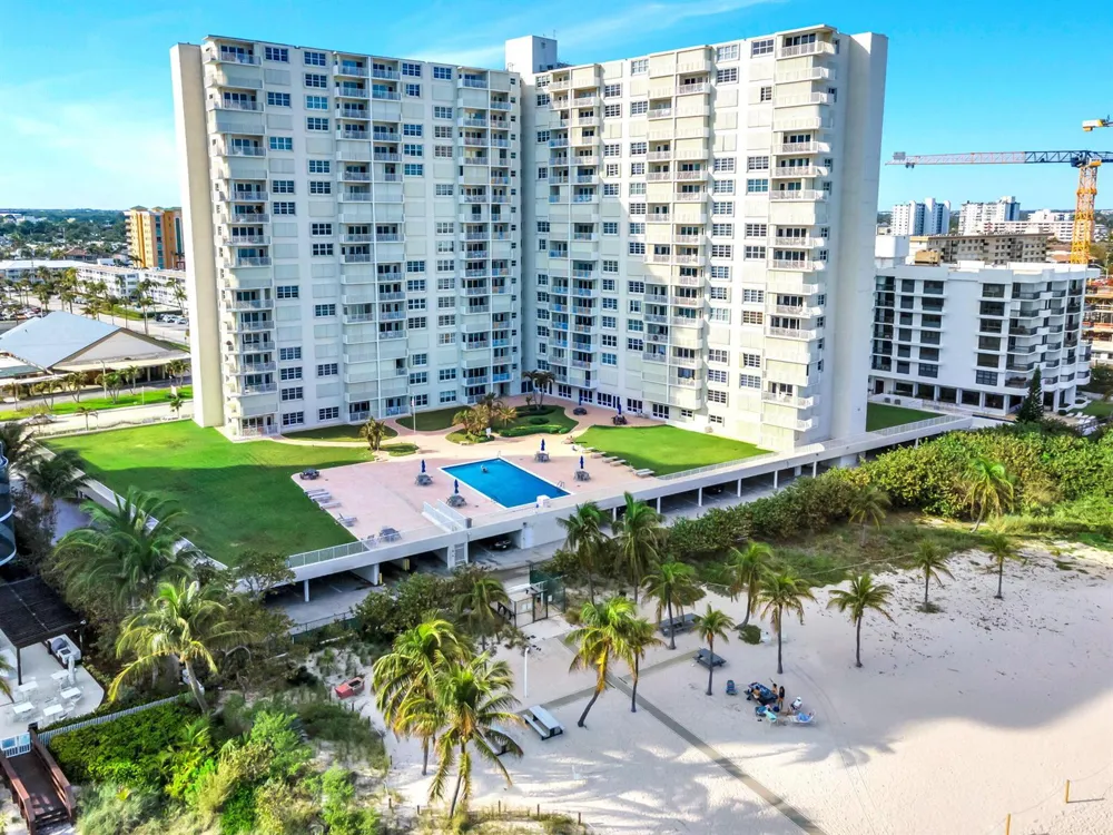 750 OCEAN BOULEVARD #1502 Pompano Beach, FL 33062