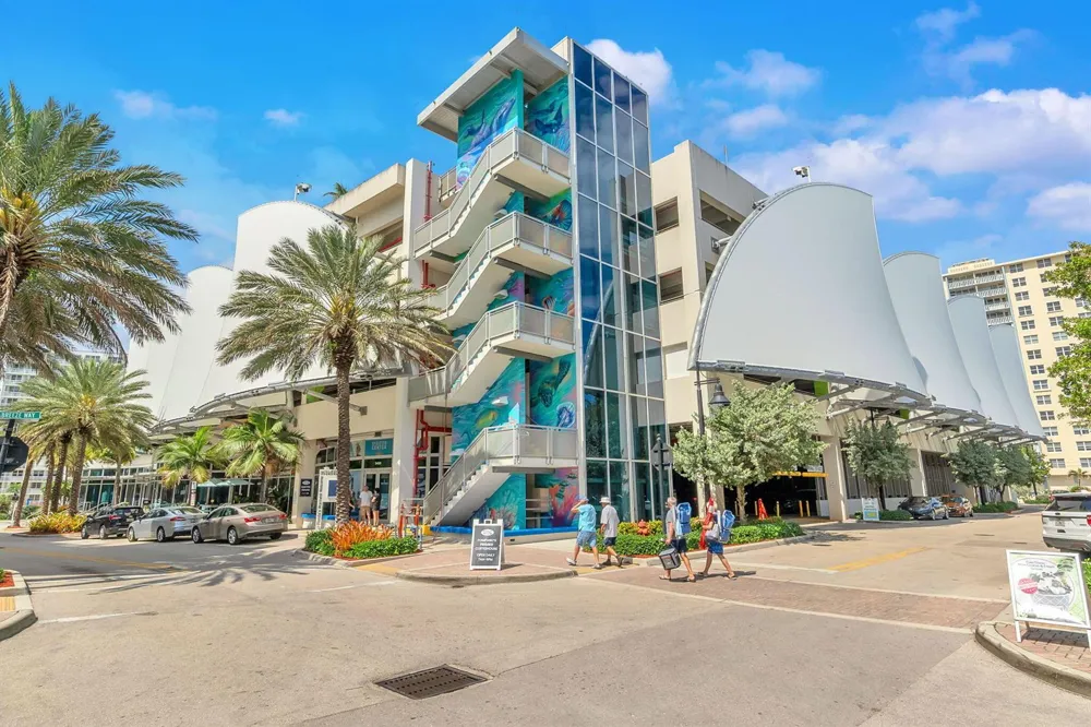 750 OCEAN BOULEVARD #1502 Pompano Beach, FL 33062