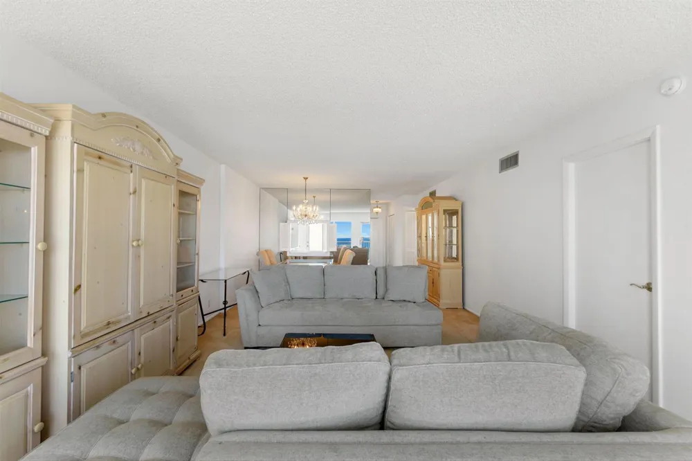 750 OCEAN BOULEVARD #1502 Pompano Beach, FL 33062