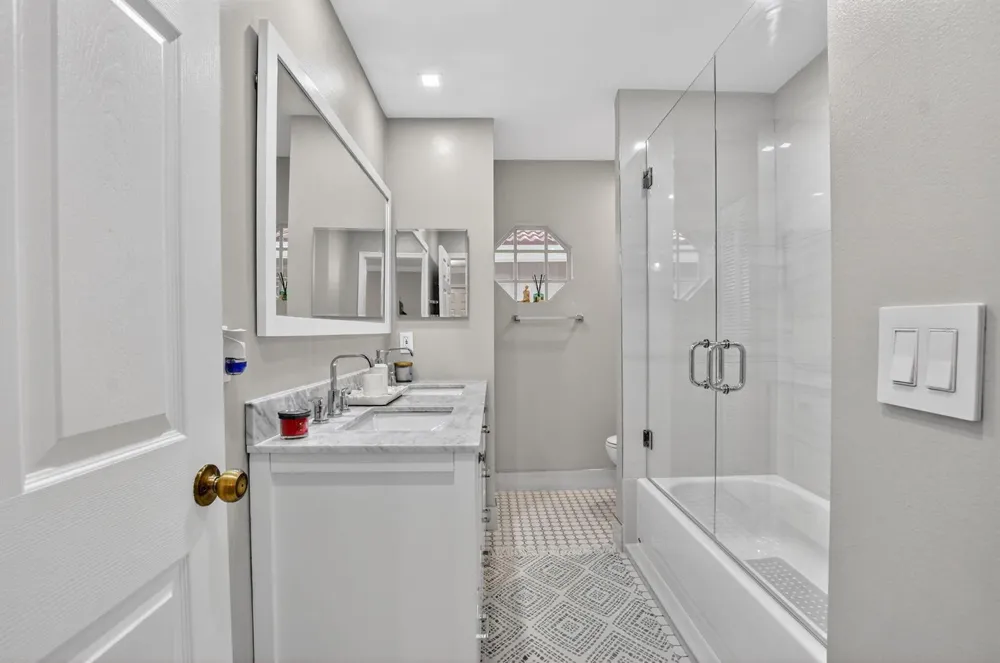 18280 Coral Isles Drive Boca Raton, FL 33498