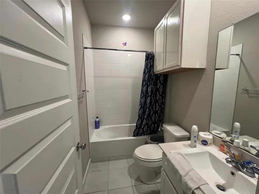 172 Coppers Way Elgin, TX 78621