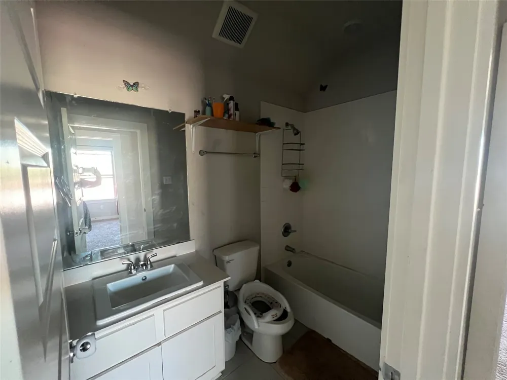 172 Coppers Way Elgin, TX 78621