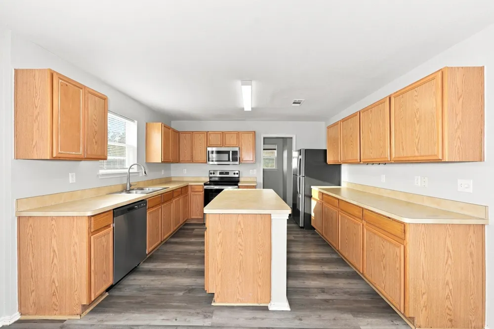 1409 Mission Hills Lane Dallas, TX 75217