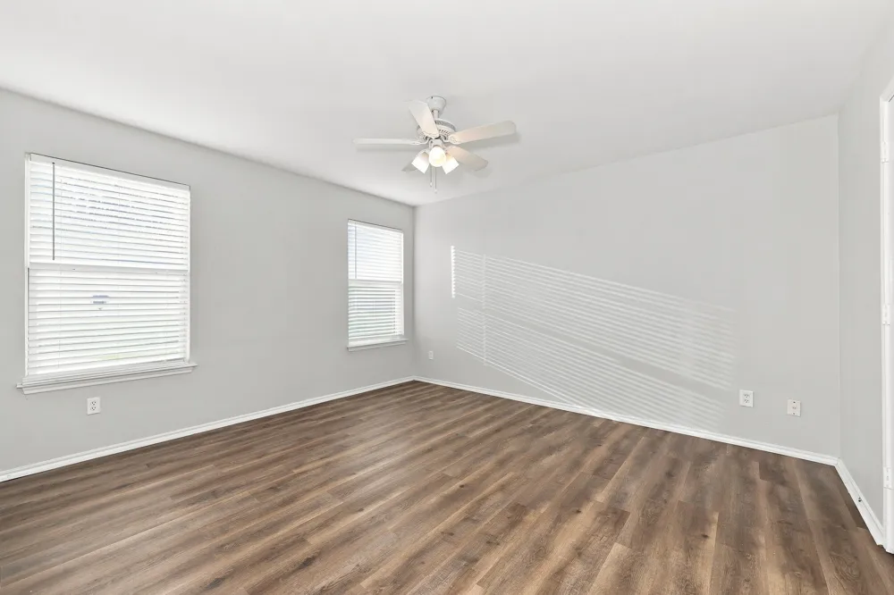 1409 Mission Hills Lane Dallas, TX 75217