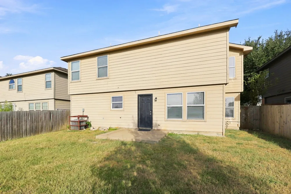 1409 Mission Hills Lane Dallas, TX 75217