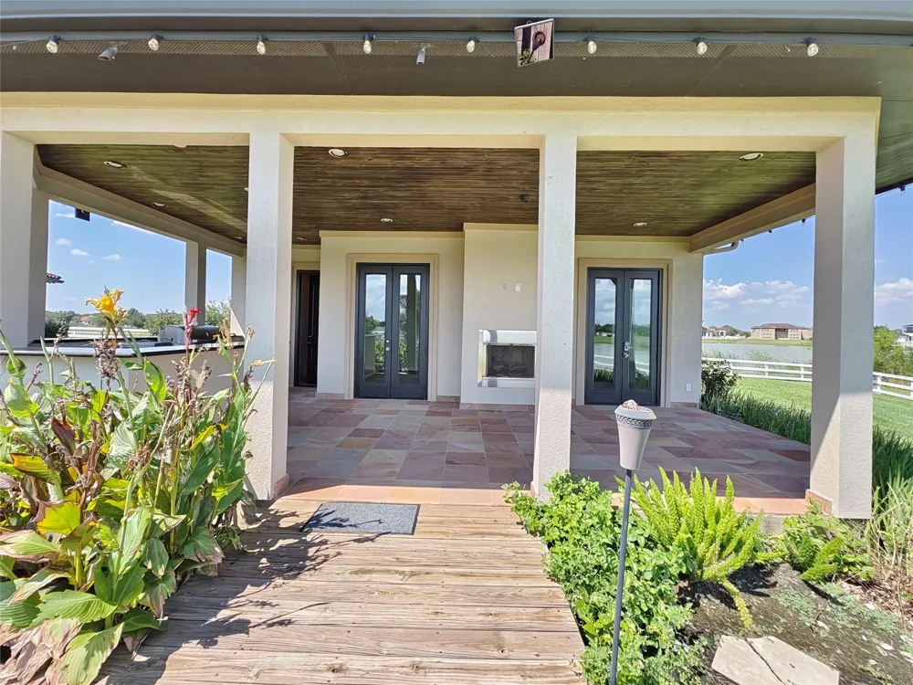 5938 Carolina Cove Drive Richmond, TX 77469