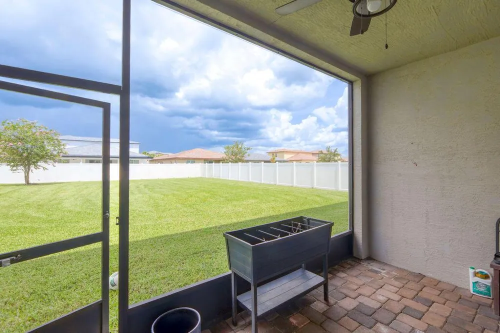 7691 NW GREENSPRING STREET Port St. Lucie, FL 34987