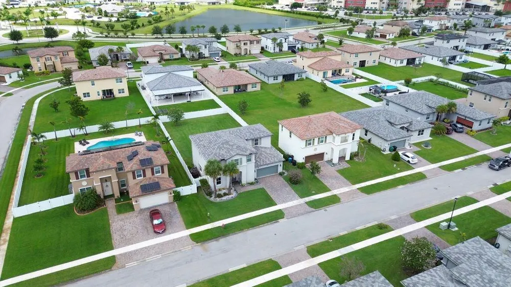 7691 NW GREENSPRING STREET Port St. Lucie, FL 34987