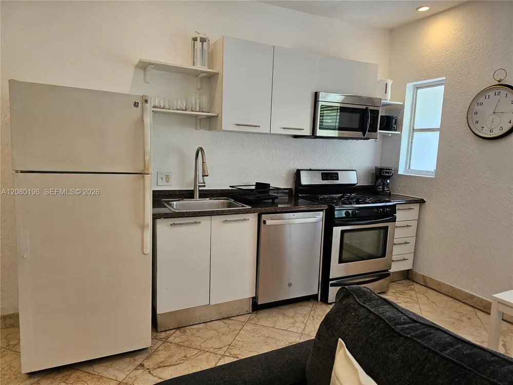 500 14th St #203 Miami Beach, FL 33139