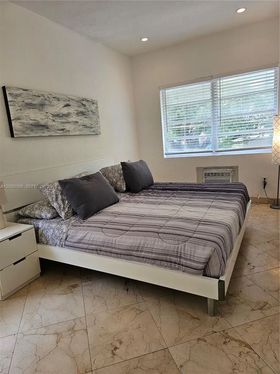 500 14th St #203 Miami Beach, FL 33139