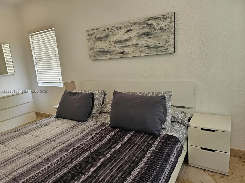 500 14th St #203 Miami Beach, FL 33139