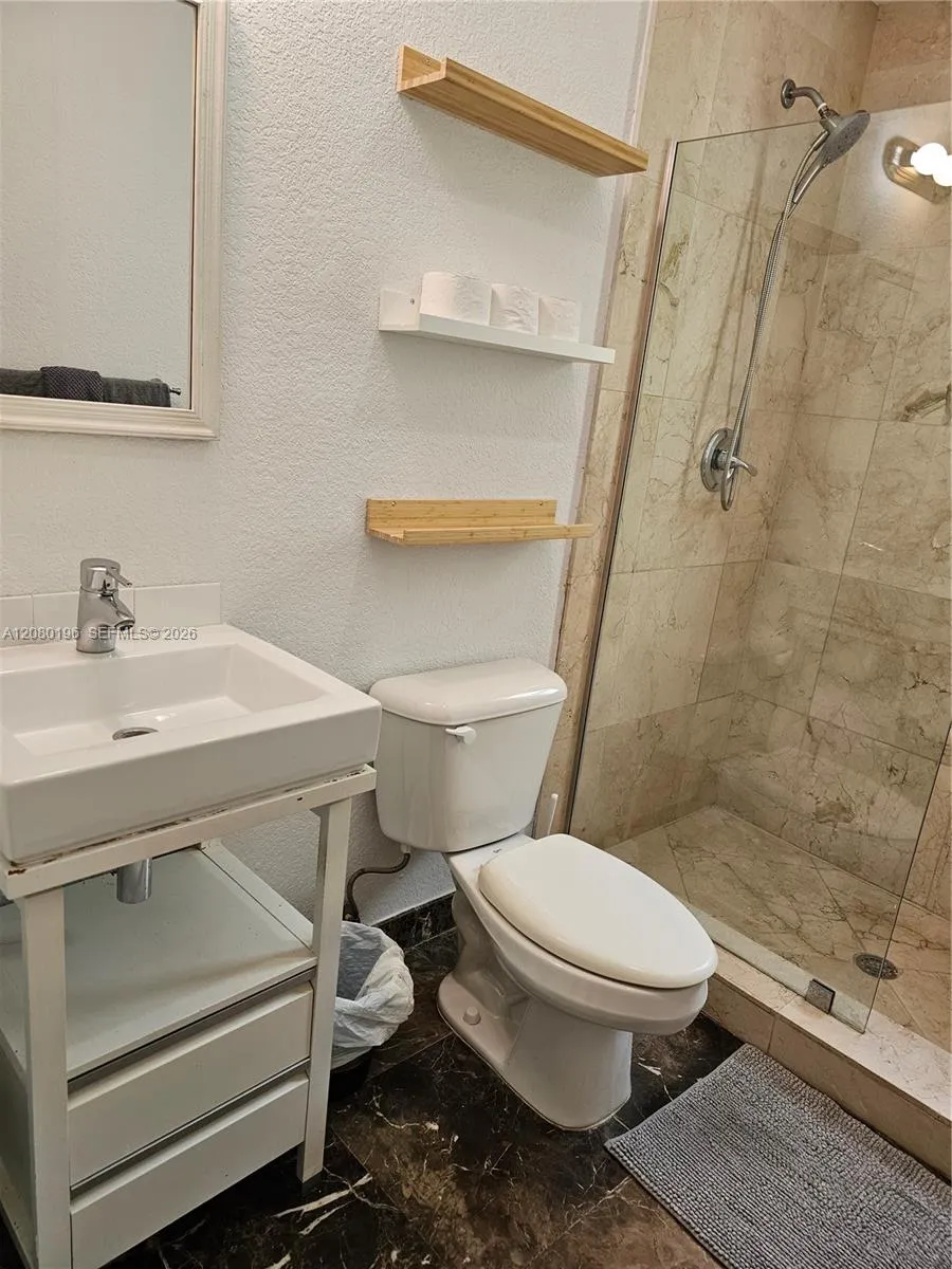 500 14th St #203 Miami Beach, FL 33139