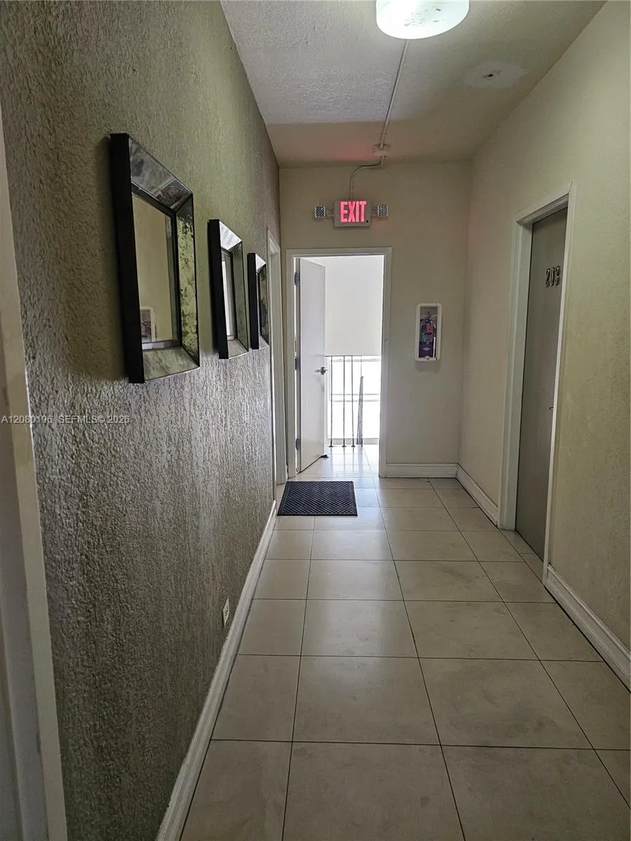 500 14th St #203 Miami Beach, FL 33139