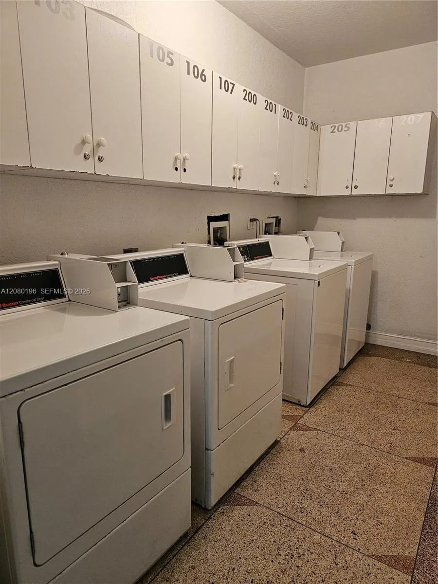 500 14th St #203 Miami Beach, FL 33139