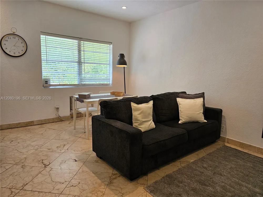 500 14th St #203 Miami Beach, FL 33139