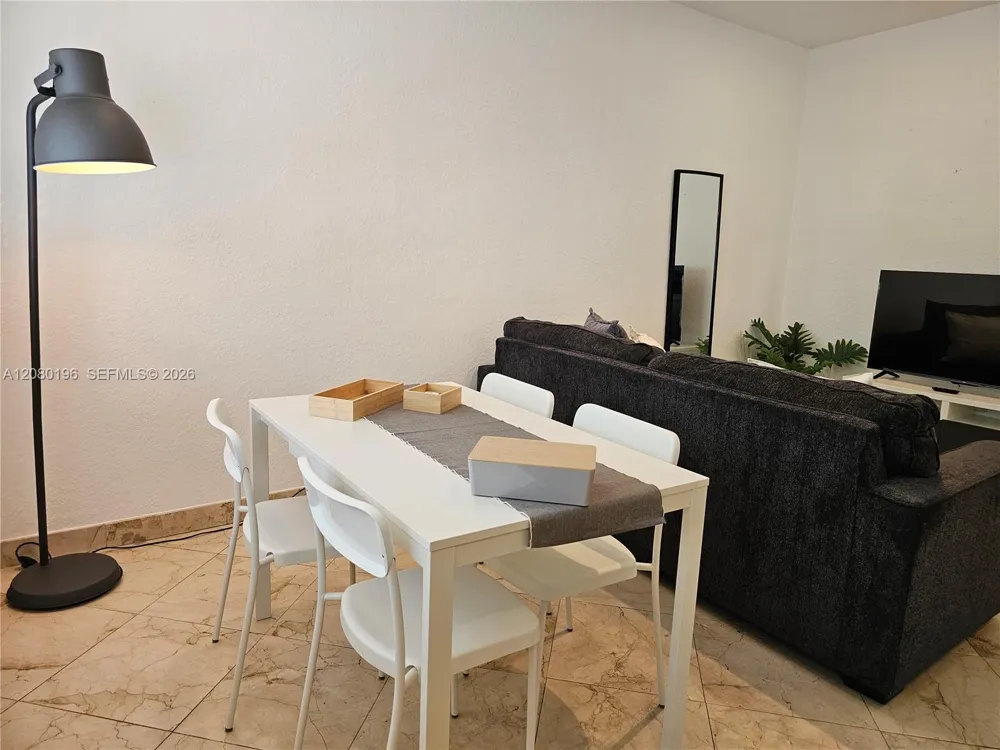 500 14th St #203 Miami Beach, FL 33139