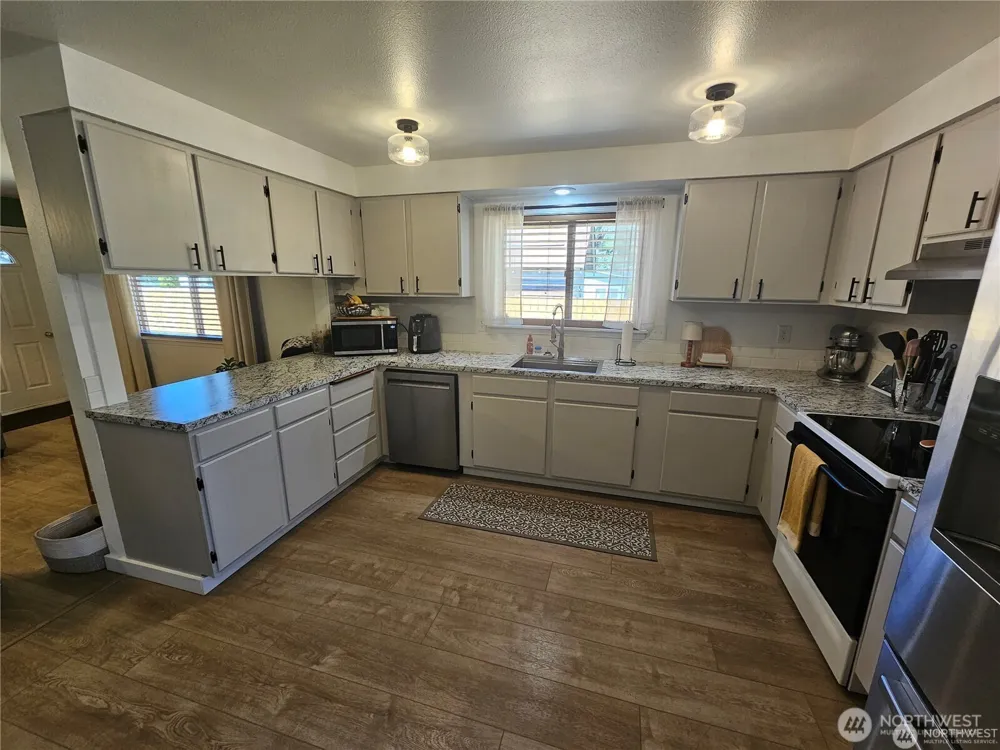 315 Juniper Street Oroville, WA 98844
