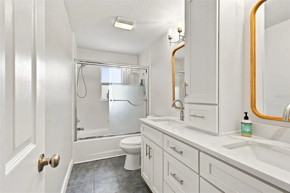 1303 SE KINGS BAY DRIVE Crystal River, FL 34429