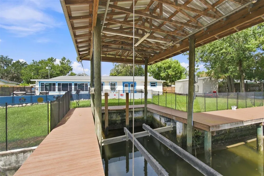 1303 SE KINGS BAY DRIVE Crystal River, FL 34429