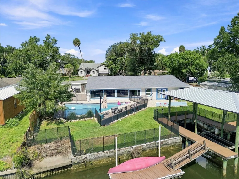 1303 SE KINGS BAY DRIVE Crystal River, FL 34429