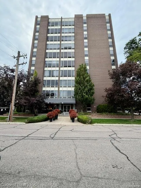 20 Chestnut Street #602 Wyandotte City, MI 48192