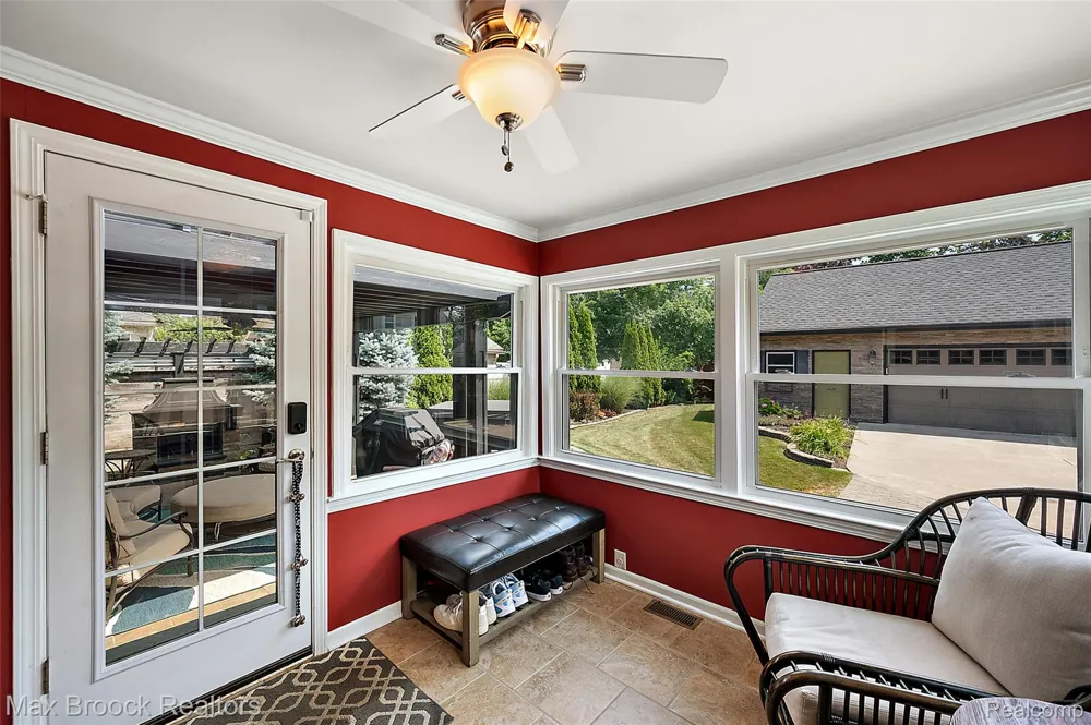 1635 Torry Street Birmingham City, MI 48009