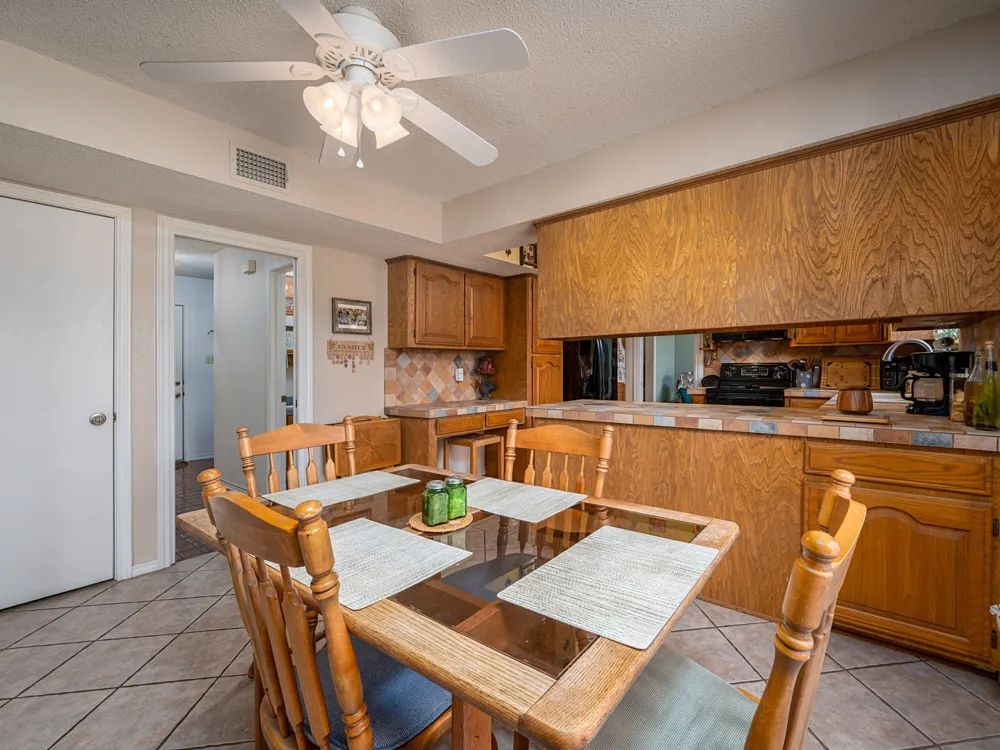4475 County Road 3800 Athens, TX 75752