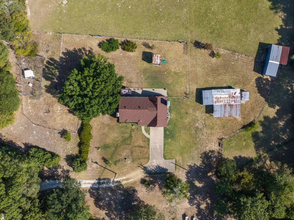 4475 County Road 3800 Athens, TX 75752