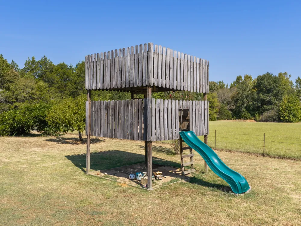 4475 County Road 3800 Athens, TX 75752