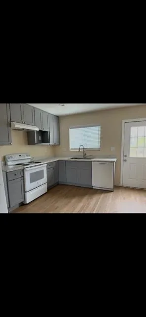 2056 Alum Rock Avenue San Jose, CA 95116