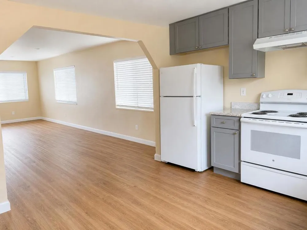 2056 Alum Rock Avenue San Jose, CA 95116