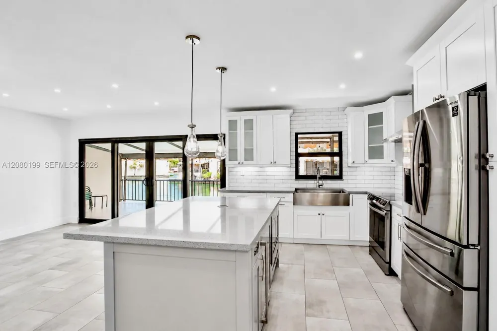 7020 Crown Gate Dr #7020 Miami Lakes, FL 33014