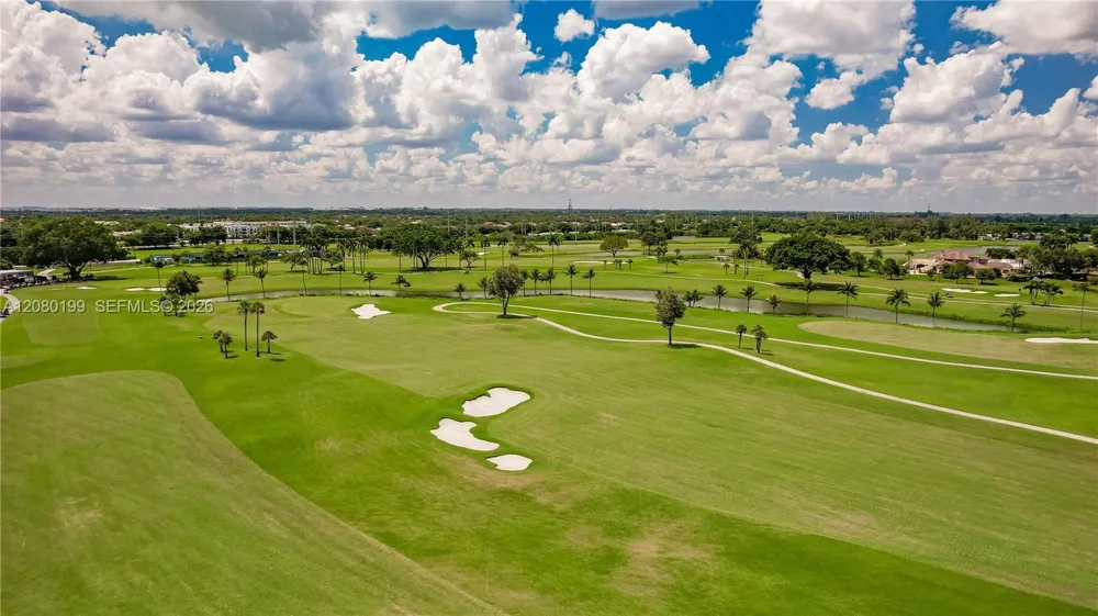 7020 Crown Gate Dr #7020 Miami Lakes, FL 33014