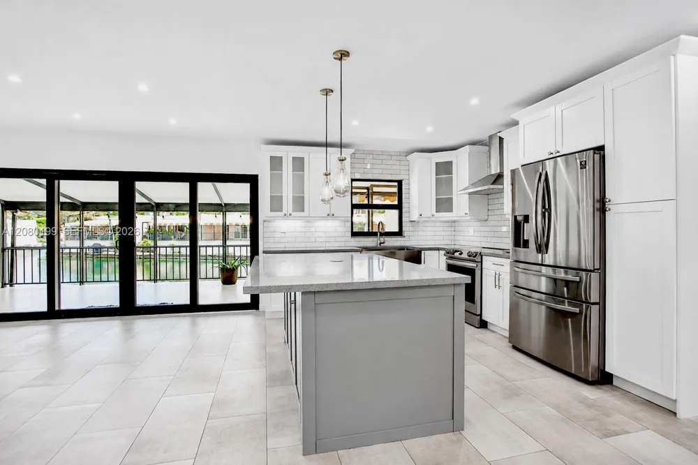 7020 Crown Gate Dr #7020 Miami Lakes, FL 33014